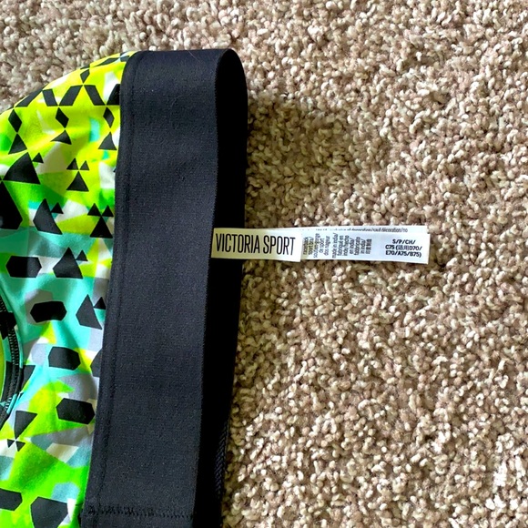 Victoria Sports Bra | LIKE NEW - Picture 3 of 3